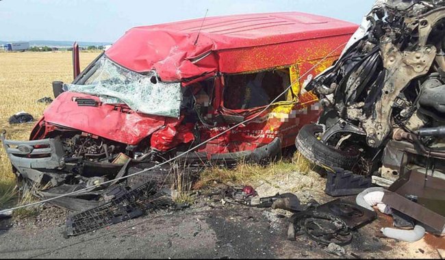 У ДТП у Чехії загинули двоє громадян України 04