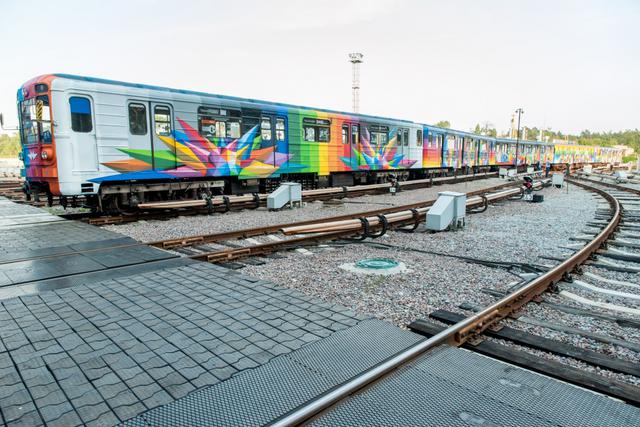 киев метро поезд рисунок