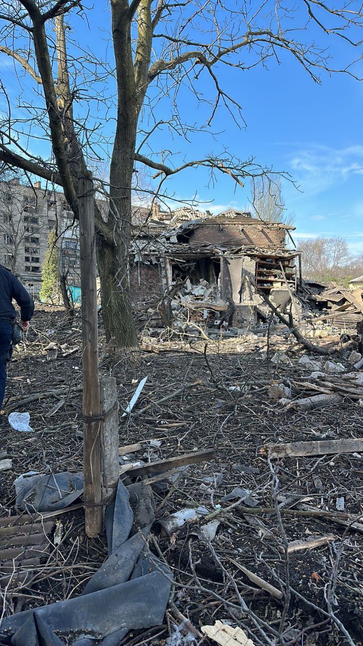 Ворог ударив по центру Костянтинівки, шестеро загиблих, 8 людей поранено (оновлено) 02