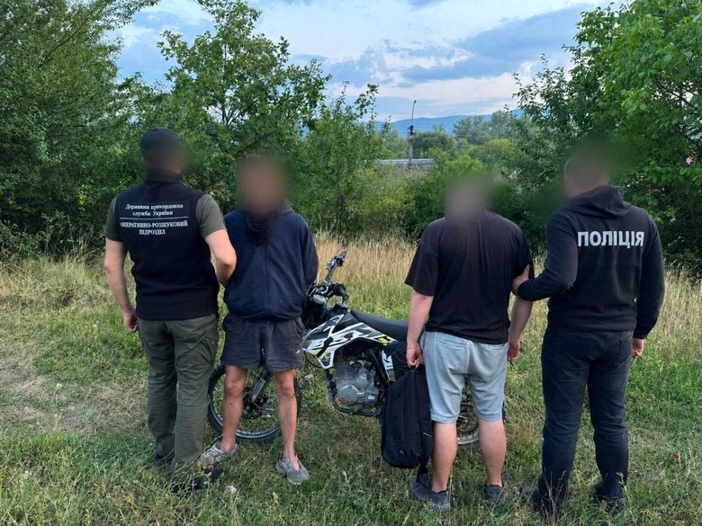На Закарпатті викрили двох переправників ухилянтів