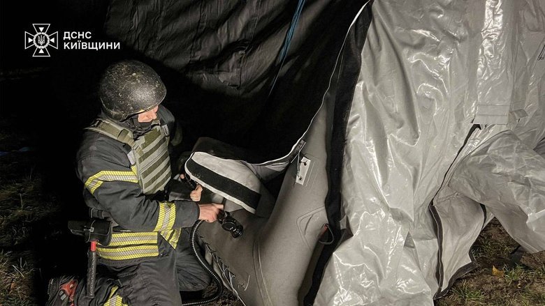 Зруйновано два поверхи: ДСНС показала наслідки нічного удару по Броварах