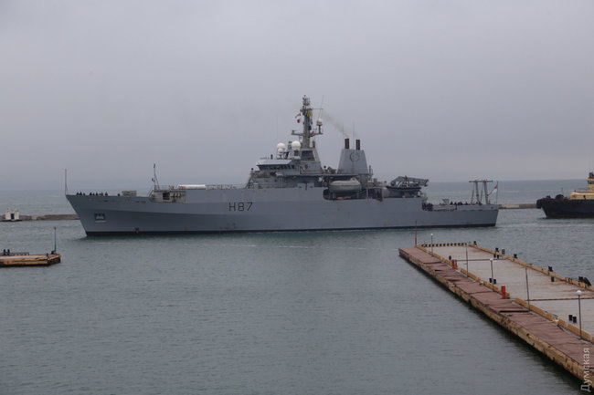 British reconnaissance ship Echo H87 enters Odesa port 01