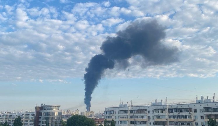 ТЭЦ "Мичуринская" подверглась атаке в российском Белгороде: возник пожар. ФОТО