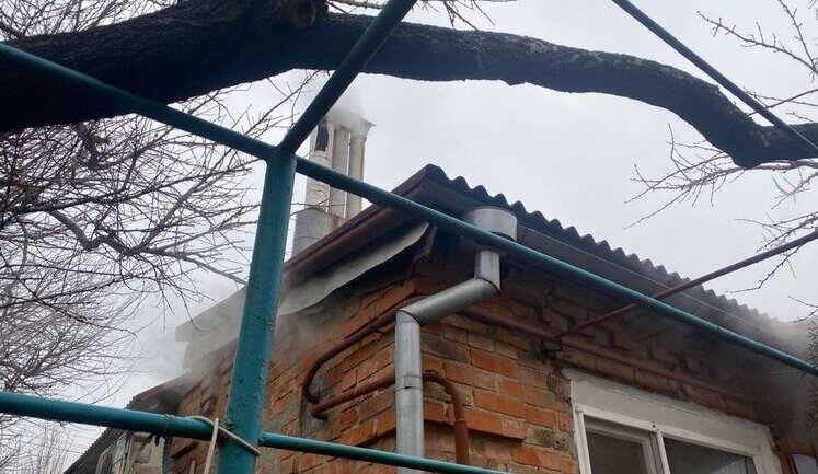 Окупанти з вечора обстріляли Нікопольщину з артилерії та вдарили дроном