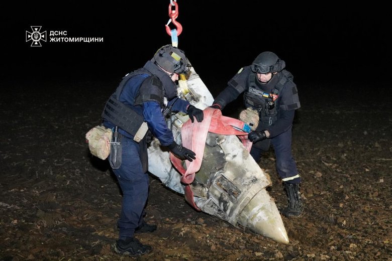 На Житомирщині небезпечну бойову частину 