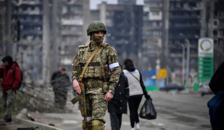 РФ вкладає $11,8 млрд в окуповані території України, - Reuters