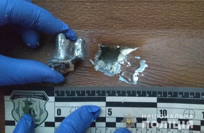 Во двор депутата Волынского облсовета бросили гранату 02