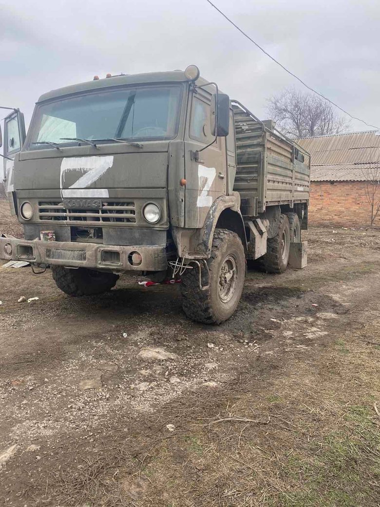Захисники України після зіткнення з окупантами захопили два танки, два БТРи та три вантажівки з боєприпасами, - 128 бригада 02