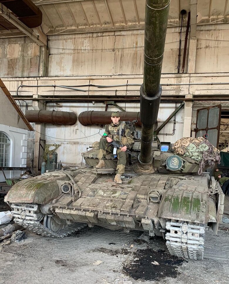 Під ранок часто чули постріли біля села, де росіяни базувалися. Цими пострілами кадирівці солдат окупаційних військ заганяли до наших позицій, щоб вони нас штурмували, – Валентин Бондаренко 05