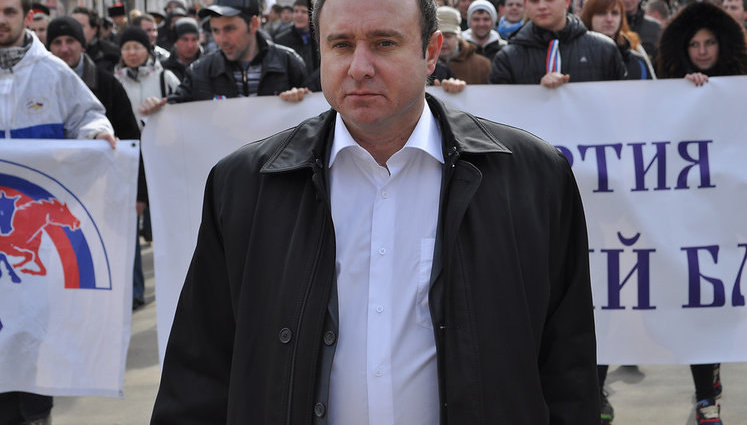 Россияне арестовали лидера "Русского блока", который активно участвовал в захвате Крыма: "Это плевок в "русскую весну"
