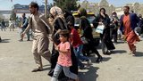 Немногочисленные женщины в Афганистане требуют не отнимать у них права. ВИДЕО