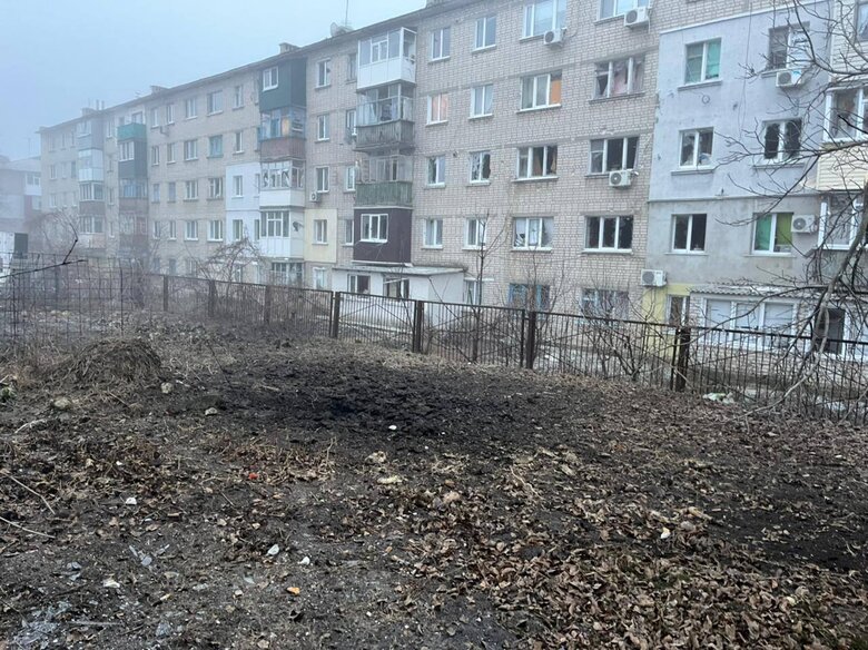 Оккупанты обстреляли Купянск, повреждена многоэтажка, двое раненых, - ОВА 01