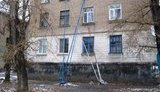 На Луганщине жители многоэтажек вручную качают воду в квартиры. ФОТО