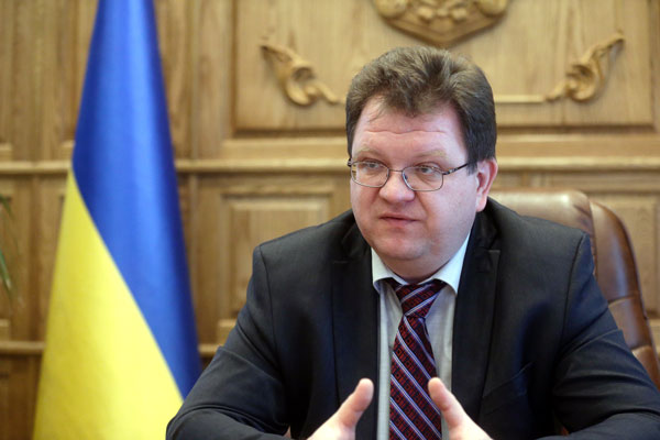 Досьє на кандидатів на пост голови Верховного Суду 05