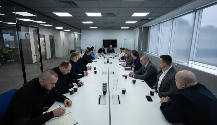 ДОТ законтрактувався: хто замінить глиняних і гринкевичів у постачанні харчів армії
