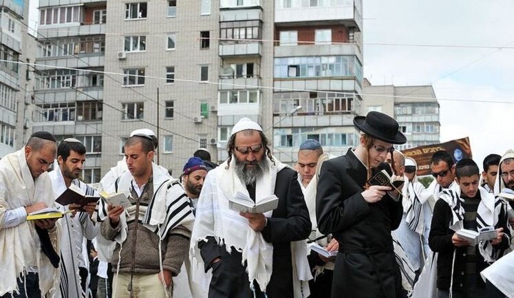 Shelters are prepared for pilgrims in Uman