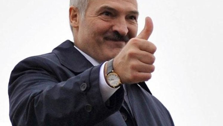 Международный скандал: Лукашенко неожиданно отказался ехать к Януковичу