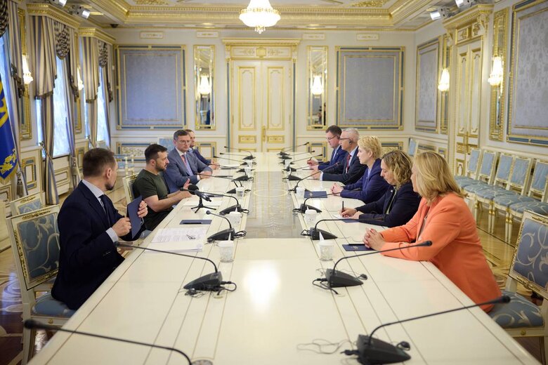 Зеленський зустрівся із главою Бундесрату Швезіг