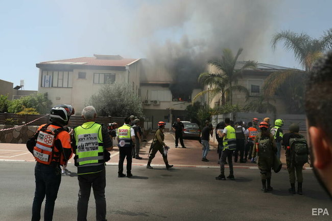 Ракетні обстріли і вуличні заворушення: кадри з Ізраїлю 08