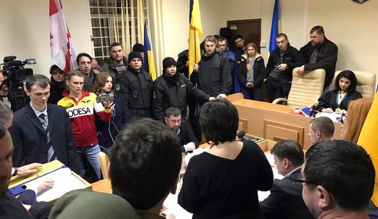 Лещенко и Еднак подали ходатайства о взятии экс-генконсула Грузии в Одессе Нишнианидзе на поруки. ВИДЕО