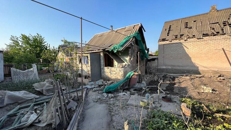 Доба на Донеччині: ракетний удар по Костянтинівці, обстріли Вугледару, Часового Яру, Курахівської, Званівської та Лиманської громад, - ОВА 04