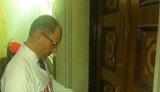 Оппозиция в Раде готовится отразить штурм "регионалов". Яценюк лично блокирует двери. ФОТО