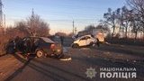 Пассажирский автобус и два автомобиля столкнулись на Днепропетровщине: один человек погиб, 12 - травмированы, - полиция. ФОТО