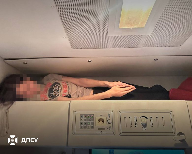 Разоблачены перевозчики уклонистов