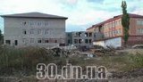В Енакиево не успевают достроить "школу Януковича" ? ФОТОрепортаж