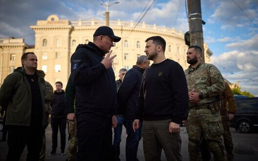 Zelenskyy visits Dnipro and holds meeting with regional leadership. PHOTOS