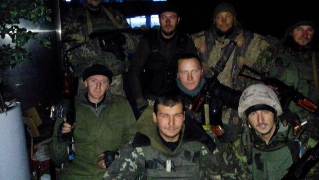 О 5 ранку приїжджав російський танк. Робив чотири-п’ять пострілів. Будив нас, - Олександр Старина 01 О 5 ранку приїжджав російський танк. Робив чотири-п’ять пострілів. Будив нас, - Олександр Старина 01