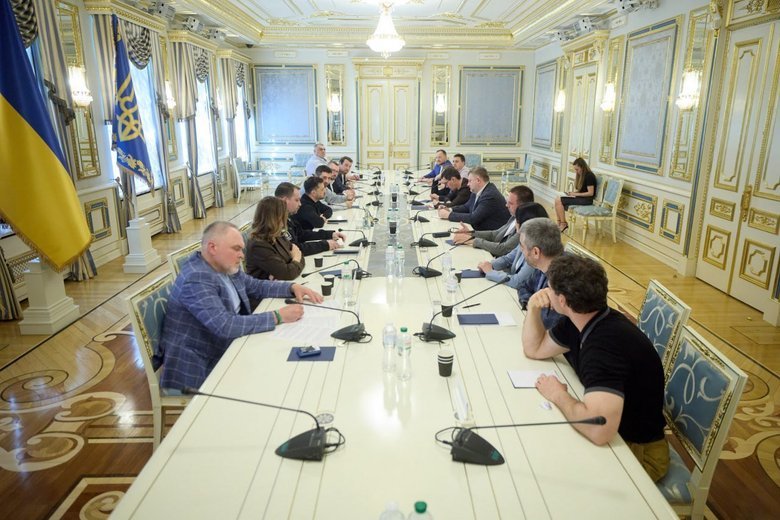 Зеленський зібрав представників фракції монобільшості Ради