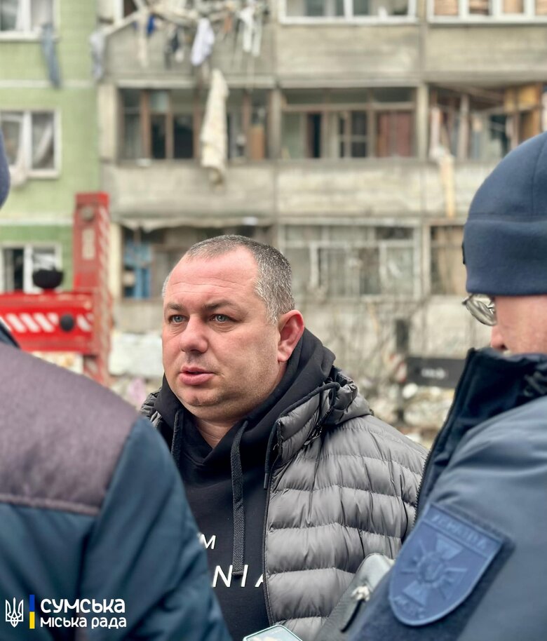 Артем Кобзар