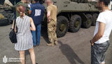 ДБР поверне військовій частині БТР, який у 2015 році віддали активістам на ремонт, а потім вважали викраденим. ФОТОрепортаж