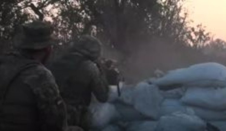 Украинские воины отбили атаку ДРГ врага в районе Трехизбенки. Противник побросал оружие и бежал, - Матюхин