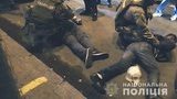 Правоохоронці затримали в Києві торговця зброєю і боєприпасами. ВІДЕО+ФОТОрепортаж