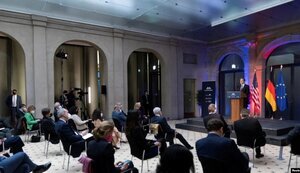 Блінкен перед зустріччю з Лавровим звернувся до росіян: Вашій безпеці загрожує тільки війна з Україною та ті наслідки, що з цього випливають