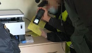 Сімейні лікарі на Сумщині організували схему продажу підроблених COVID-сертифікатів