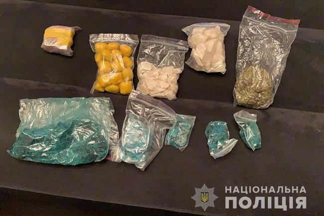 Правоохранители обезвредили на Тернопольщине обслуживающую Западную Украину группу наркоторговцев 01