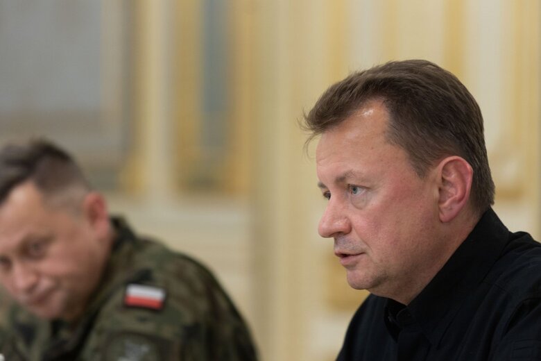 Свобода и независимость Украины – это свобода и независимость Польши: Зеленский встретился с министром обороны Блащаком 03