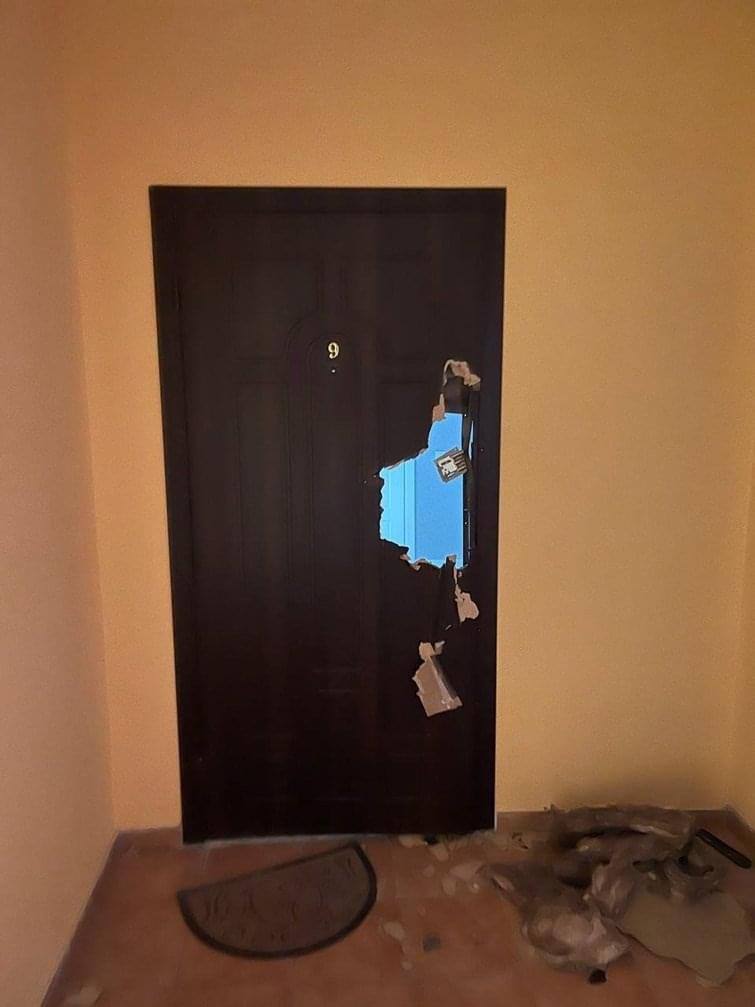 Сообщено о подозрении оккупанту-мародеру, который случайно оставил свое фото в Ирпене, - МВД 02