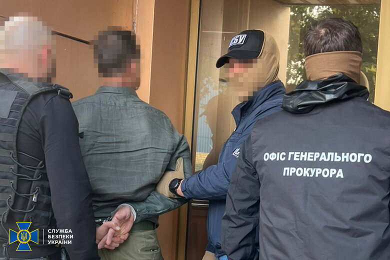 затримано хабарників
