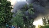 На Петропавлівській Борщагівці в Києві масштабна пожежа на складі секонд-хенду, - ДСНС. ВІДЕО+ФОТОрепортаж