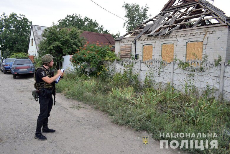 Наслідки ракетного обстрілу Краматорська російськими окупантами 02