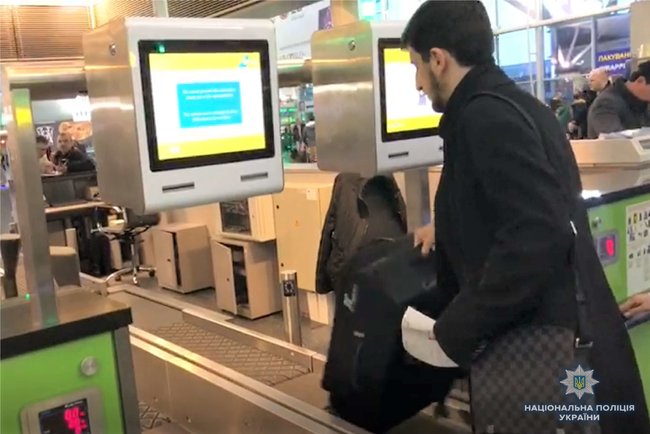 У Києві вдруге за півроку затримали злодія в законі на прізвисько Професор, - Нацполіція 03