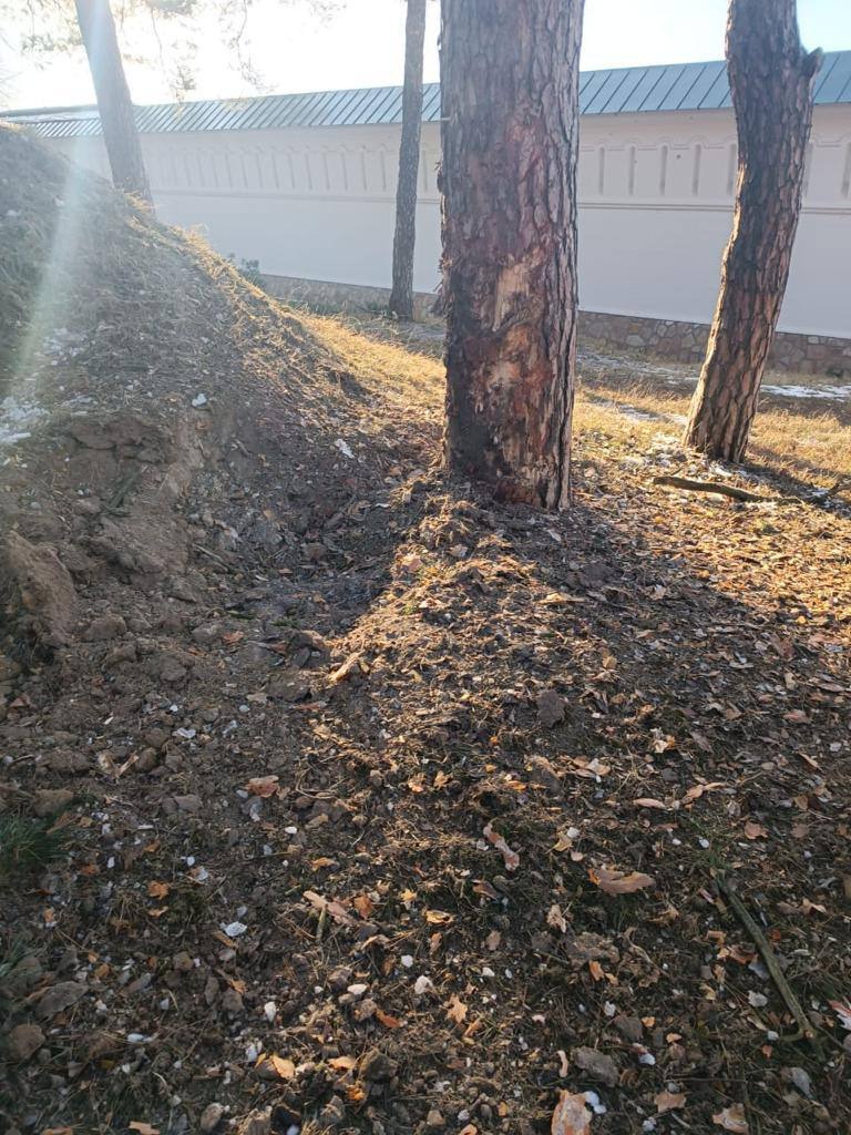 Оккупанты обстреляли из РСЗО монастырь на Сумщине, - ОВА 02