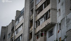Масована атака по Черкащині: 10 людей травмовані, серед них 10-річний хлопчик. Пошкоджено багатоповерхівки та критичну інфраструктуру. ФОТОрепортаж
