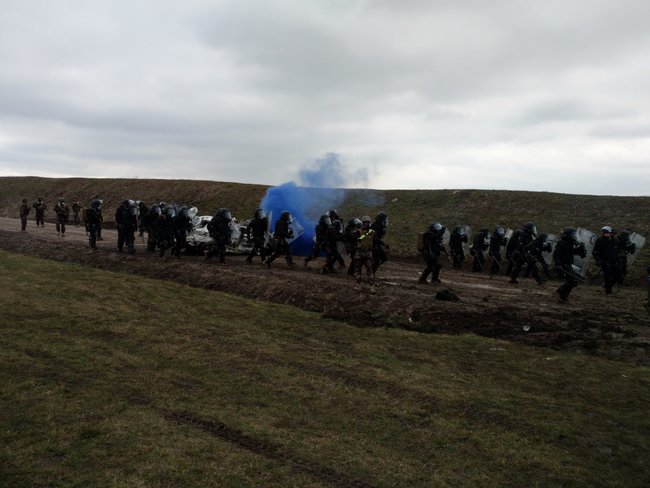 Украинцы и венгры провели совместные учения в Косово, - Минобороны 06