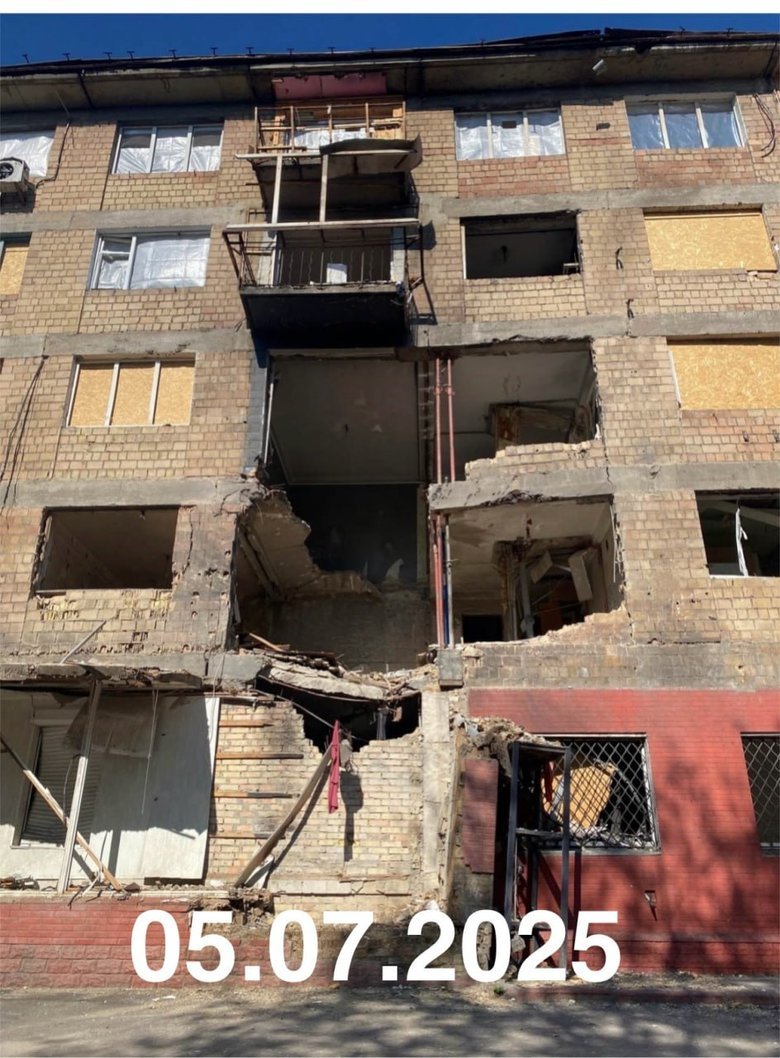 Обвал будинку на Відрадному