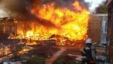 На одній із баз відпочинку в курортній Затоці горіли будиночки, евакуювали 25 осіб, - ДСНС. ФОТОрепортаж